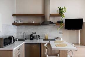 Fotiadis Family Luxury Suites by Konnect