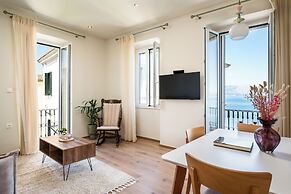 Fotiadis Family Luxury Suites by Konnect