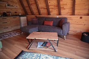 Engreens Suit Bungalov