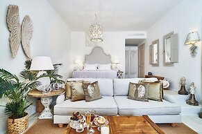 Aqua Mykonos Suites - Adults Only