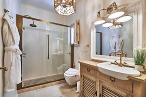 Aqua Mykonos Suites - Adults Only