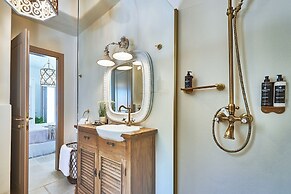 Aqua Mykonos Suites - Adults Only