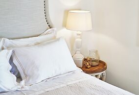 Aqua Mykonos Suites - Adults Only