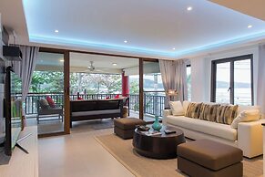 Peaceful retreat at Kalim Bay by Lofty