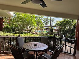 Peaceful retreat at Kalim Bay by Lofty