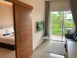 Apartment at Palmetto Condo by Lofty