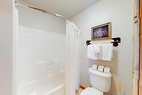 The Seasons Keystone 2 Bedroom in Lakeside Village