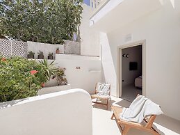 Utopia Hotel