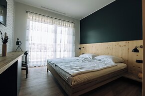 Postcard Country Apartments