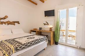 Parosquare Central Suites