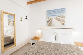 Parosquare Central Suites