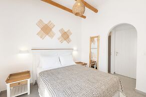 Parosquare Central Suites