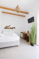 Parosquare Central Suites