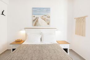 Parosquare Central Suites