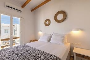 Parosquare Central Suites