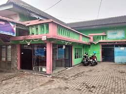 SPOT ON 92601 Penginapan Keluarga