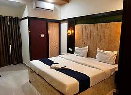 Hotel Queen Residency