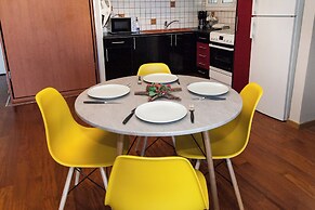 Stylish Sauna Retreat Apt in Gazi