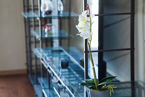 Stylish Sauna Retreat Apt in Gazi