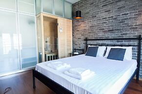 Stylish Sauna Retreat Apt in Gazi