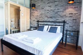 Stylish Sauna Retreat Apt in Gazi