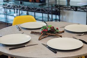 Stylish Sauna Retreat Apt in Gazi