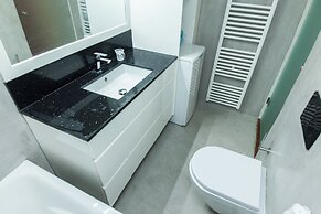 Stylish Sauna Retreat Apt in Gazi