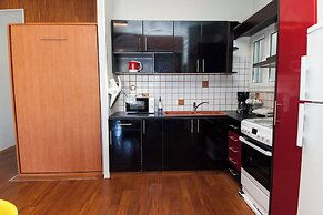 Stylish Sauna Retreat Apt in Gazi