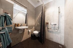 Ambrosia Guesthouse