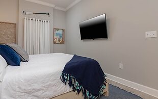 Phoenix Gulf Towers 1002 2 Bedroom Condo by Redawning