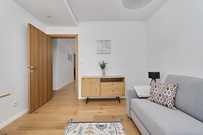 Walońska 16 by Renters Prestige