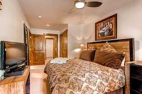 Breckenridge Bluesky 2 Bedroom Ski In, Ski Out Condo