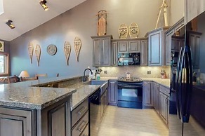 One Breckenridge Place - 3 Bedroom Townhome - 200 Yards to Peak 9 Lift