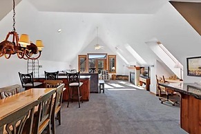 3 Bedroom Condo on Main Street in Breckenridge - Pool, Hot Tubs, Fitne