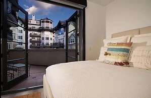 Arrabelle at Vail Luxe 3 Bedroom Residence With Ski-in, Ski-out Access