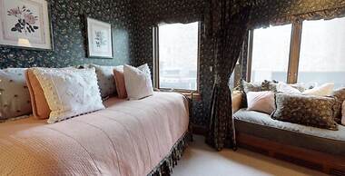 Vail Village Plaza Lodge 3 Bedroom Condo