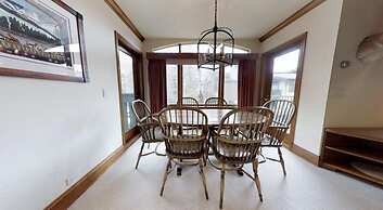 Vail Village Plaza Lodge 3 Bedroom Condo