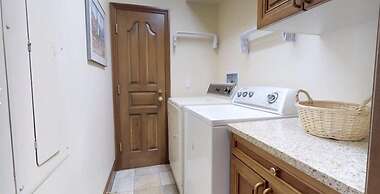 Vail Village 5 Bedroom With Private Hot Tub - Plaza Lodge