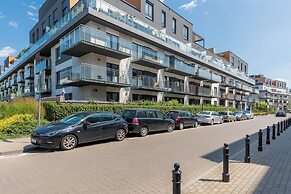 Sarmacka Apartment Wilanow by Renters