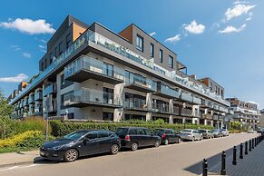 Sarmacka Apartment Wilanow by Renters