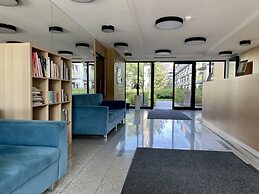 Sarmacka Apartment Wilanow by Renters