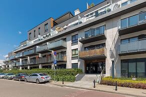 Sarmacka Apartment Wilanow by Renters