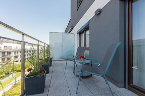 Sarmacka Apartment Wilanow by Renters
