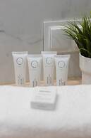 Sarmacka Apartment Wilanow by Renters