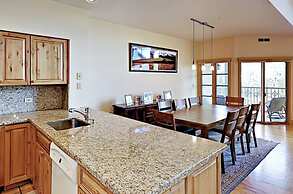 4 Bedroom Ski-in, Ski-out Townhome in Beaver Creek Highlands - Meadows