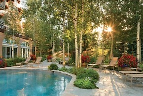 Sonnenalp Vail - Hotel Room With 2 Double Beds