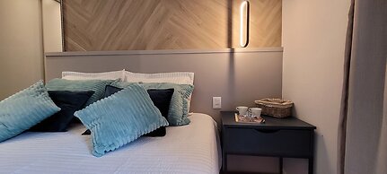 Dúplex Luxo com Piscina Aquecida, Lareira e Wifi