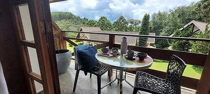 Dúplex Luxo com Piscina Aquecida, Lareira e Wifi