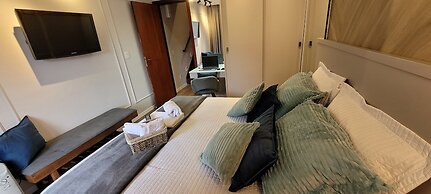 Dúplex Luxo com Piscina Aquecida, Lareira e Wifi