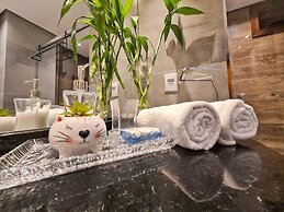 Dúplex Luxo com Piscina Aquecida, Lareira e Wifi